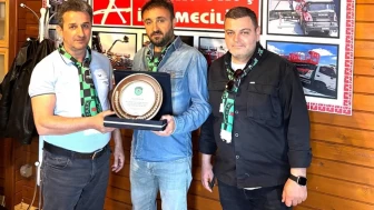 Amatör Ruhu Yaşatan Destek: Sıtkı Alçan’a Teşekkür Plaketi