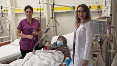 Sağlık Elçileri’nden Bayram Ziyareti: Yatan Hastalar ve Nöbetçi Hemşireler Unutulmadı