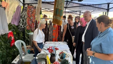 Sami Barlas, Kadın Emeği Panayırında Üreticilerle Buluştu
