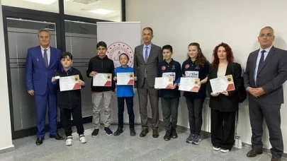Silivri Bilim ve Sanat Merkezi Robotik Takımı Girne'de Dünya 4.'sü Oldu