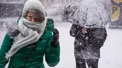 İstanbul'da tipi alarmı: Kar şiddetini artıracak, resmen donacağız