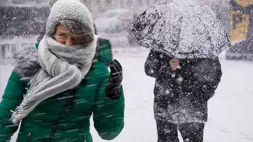 İstanbul'da tipi alarmı: Kar şiddetini artıracak, resmen donacağız