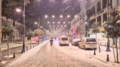 Silivri’de kar tekrar etkisini gösterdi