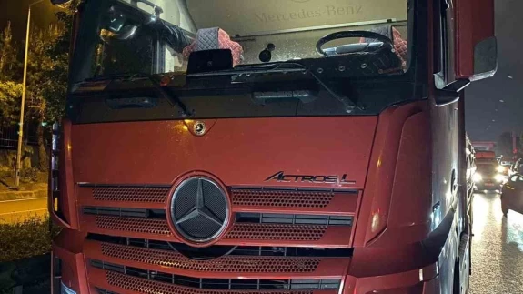 Tuzla’da tır kasasında 8 ton midye ele geçirildi