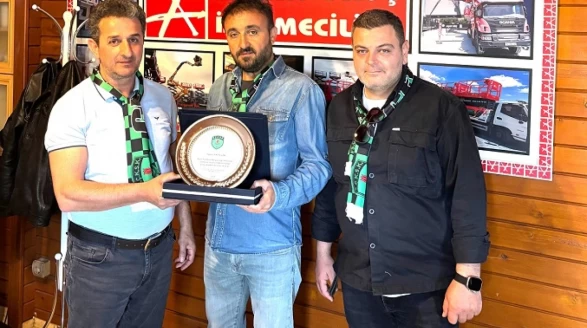 Amatör Ruhu Yaşatan Destek: Sıtkı Alçan’a Teşekkür Plaketi
