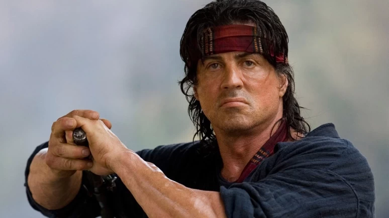 Rambo 4: Sylvester Stallone'un muhteşem performansıyla izleyicileri büyülüyor!