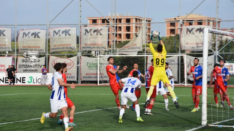 Silivrisporlu gençlerden göz dolduran galibiyet 4-0