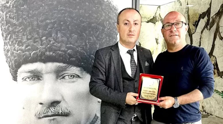 Gümüşyakaspor’dan Cemil Kızılkaya’ya Teşekkür Plaketi