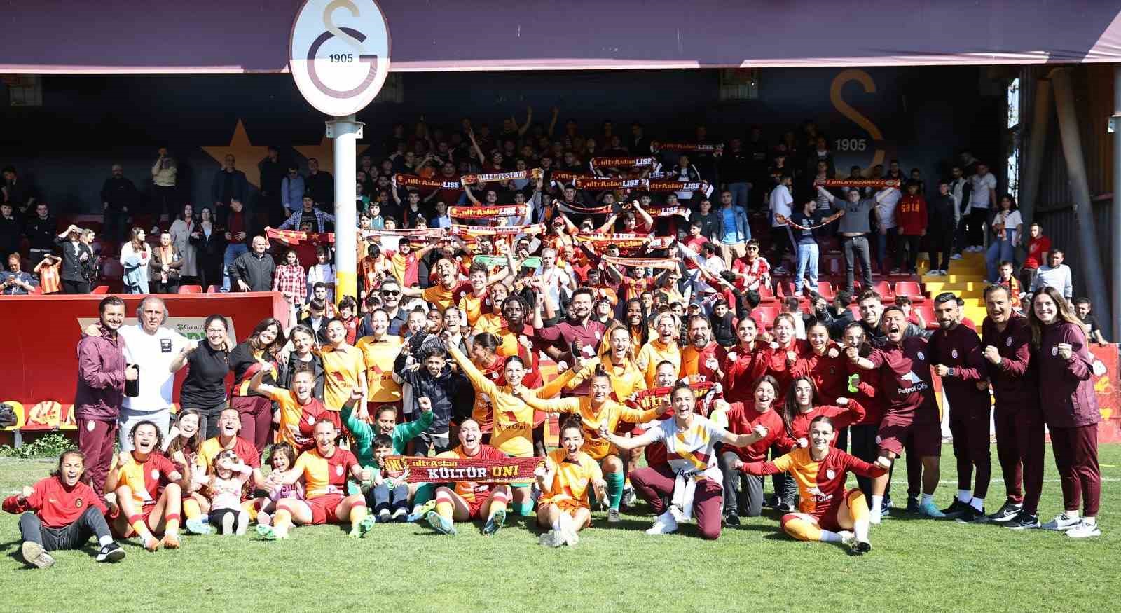 galatasaray-kadin-futbol-takimi-sampiyonluk-macina-cikiyor