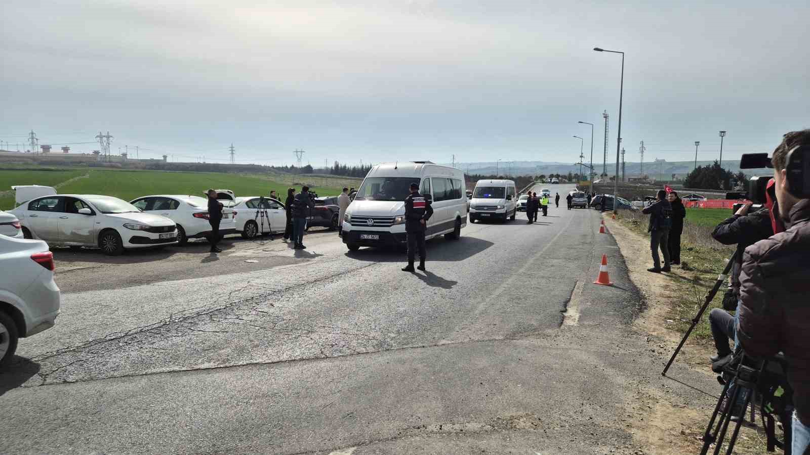 ekrem-imamoglu-silivri-cezaevine-getirildi